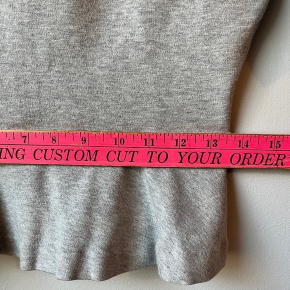 Club Monaco Short Sleeve Grey Peplum Top - Picture 9 of 14